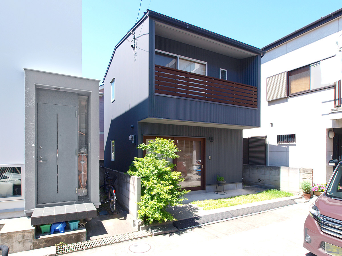 バイクガレージハウス　８年後