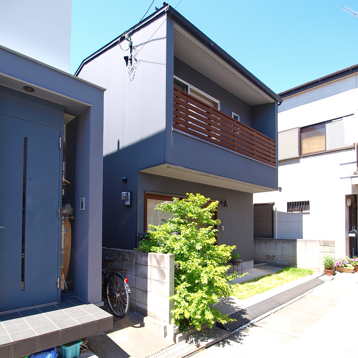 バイクガレージハウス　８年後