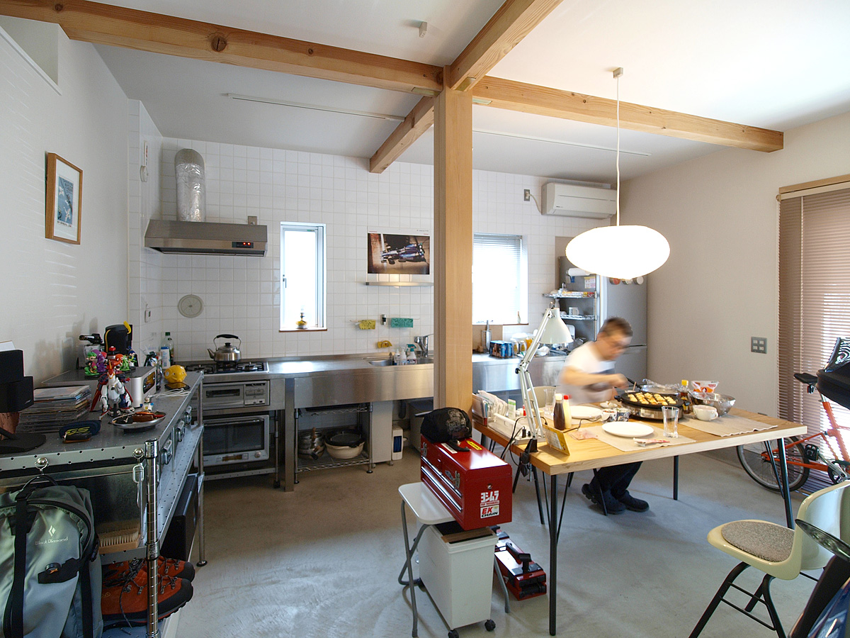 バイクガレージハウス　８年後