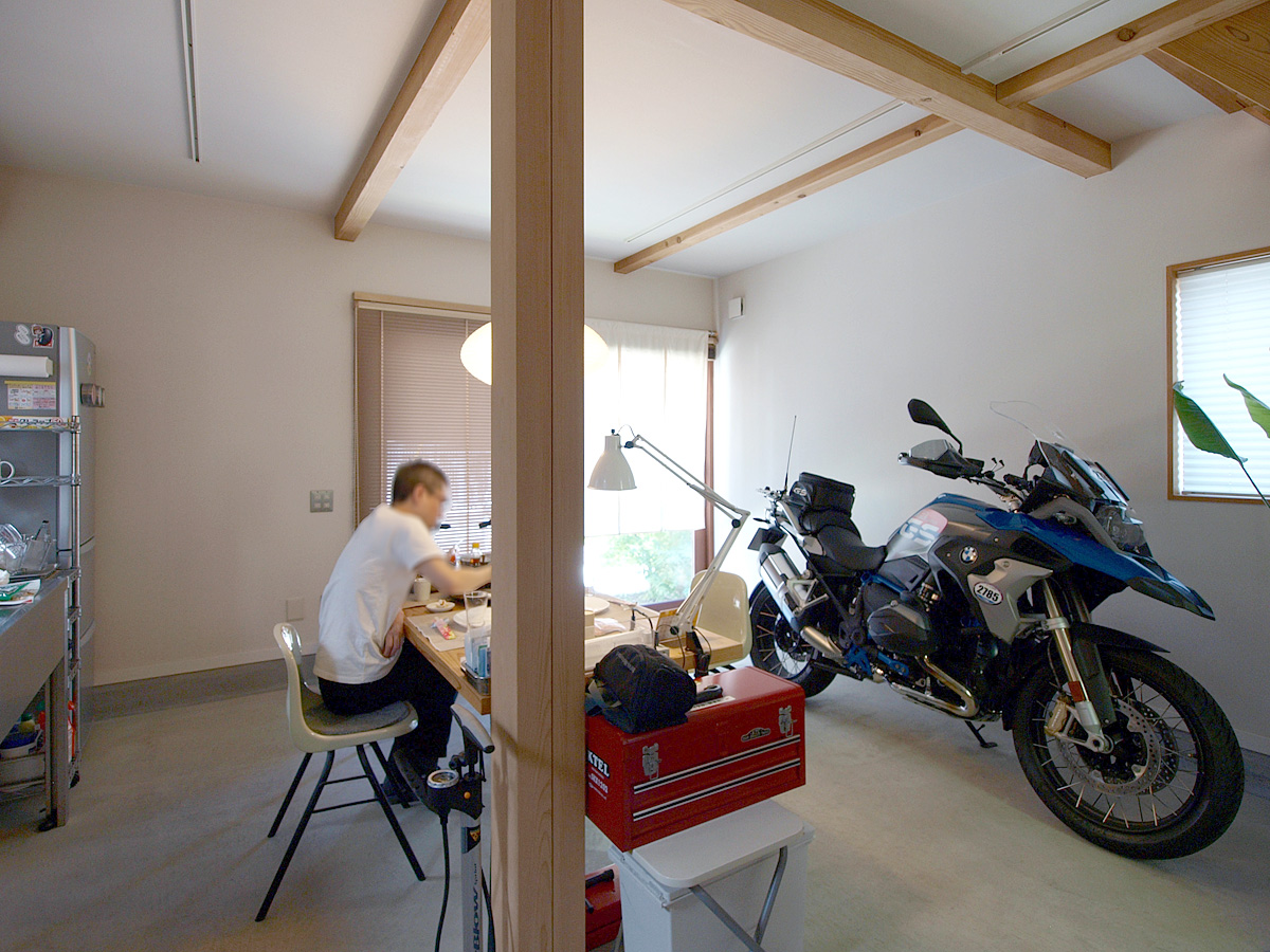 バイクガレージハウス　８年後