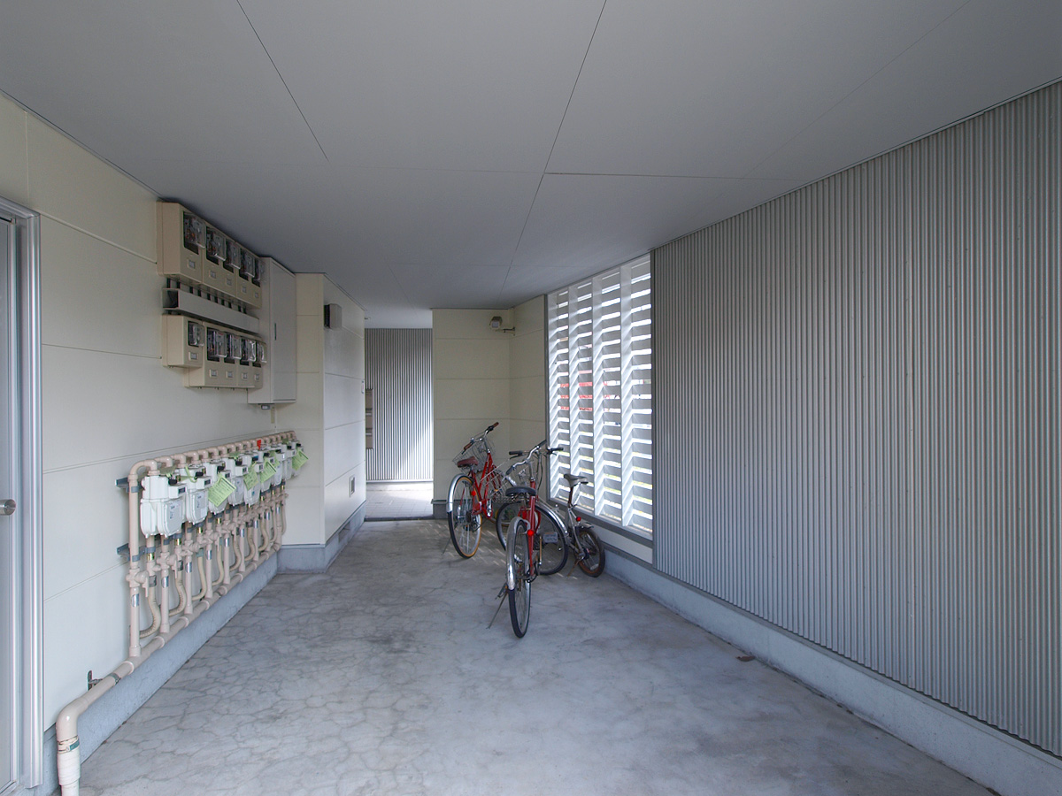 10年満室　木造アパート　M's　駐輪場