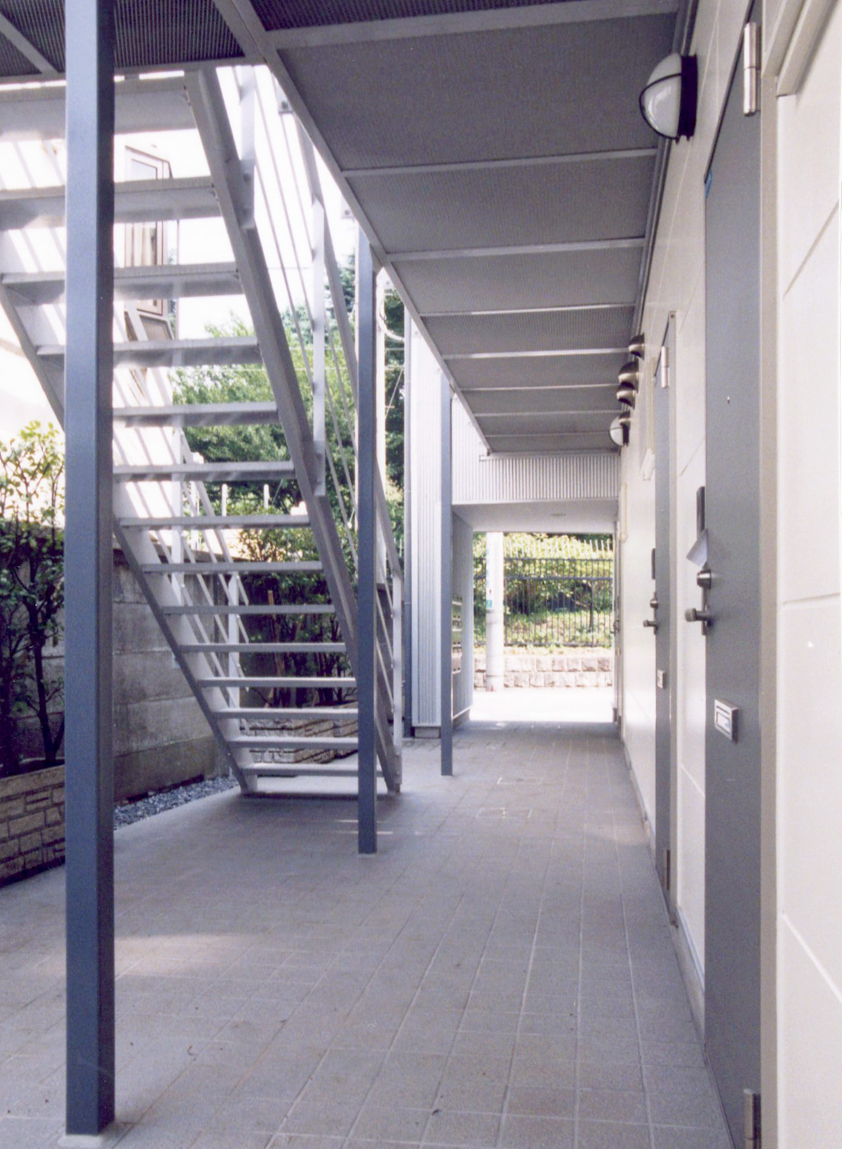 10年満室　木造アパート　M's　外階段・外廊下