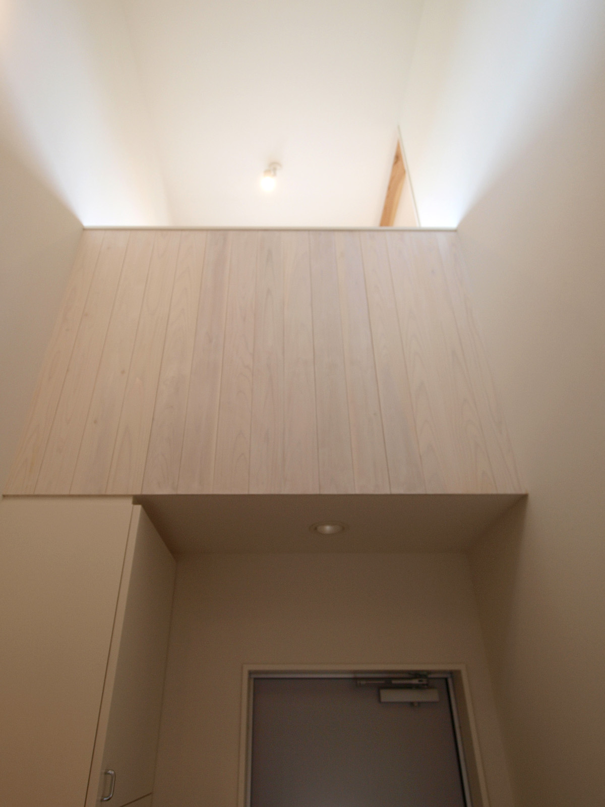 にしこいの家 玄関