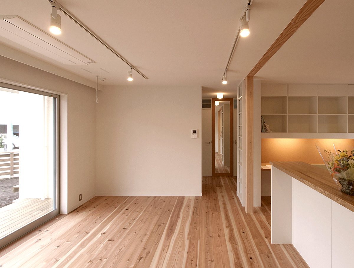 にしこいの家 1階リビング