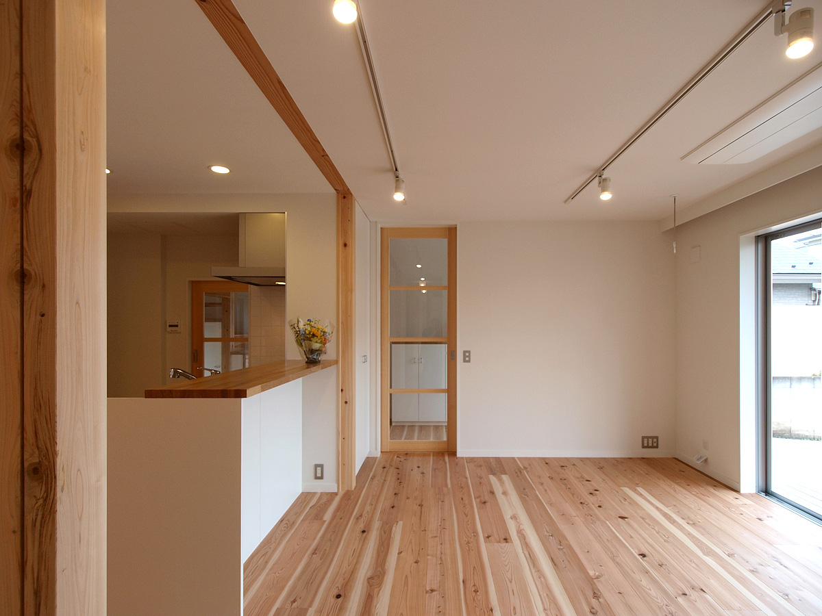 にしこいの家 リビング