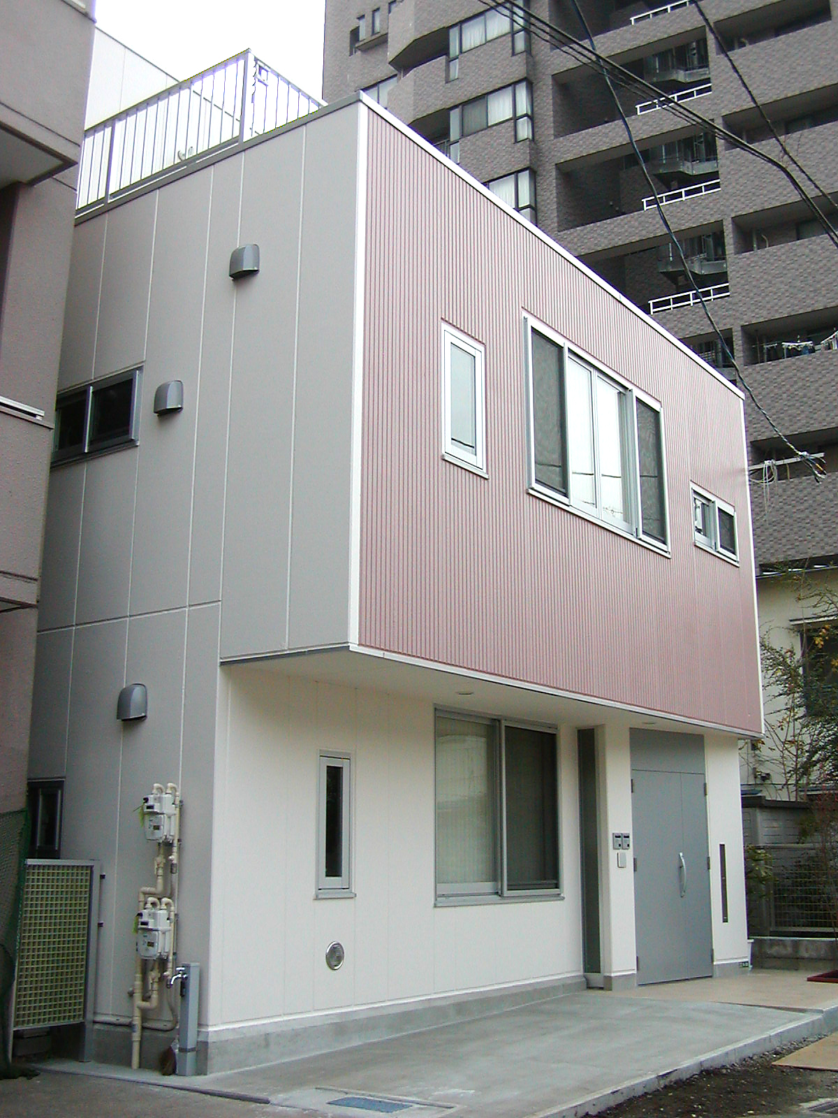 ２世帯住宅　No.４　（ナンバーフォー）　外観