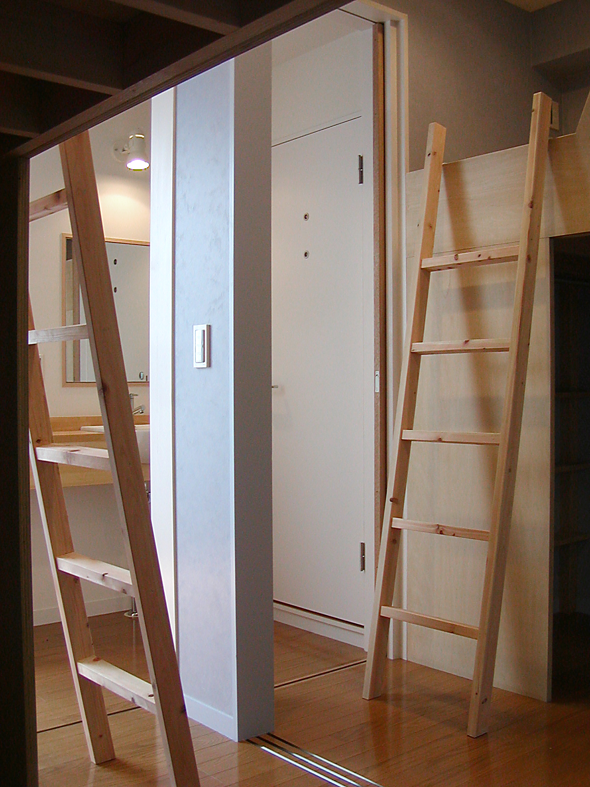 ２世帯住宅　No.４（ナンバーフォー）　３階子供室