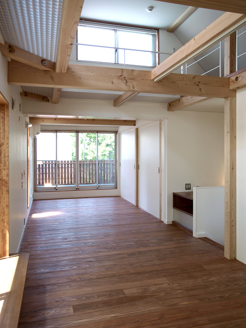 リト　２階リビング（西方向を見る）