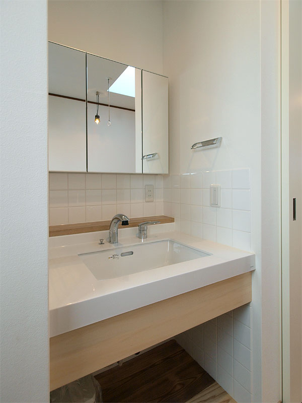 作り付の洗面台