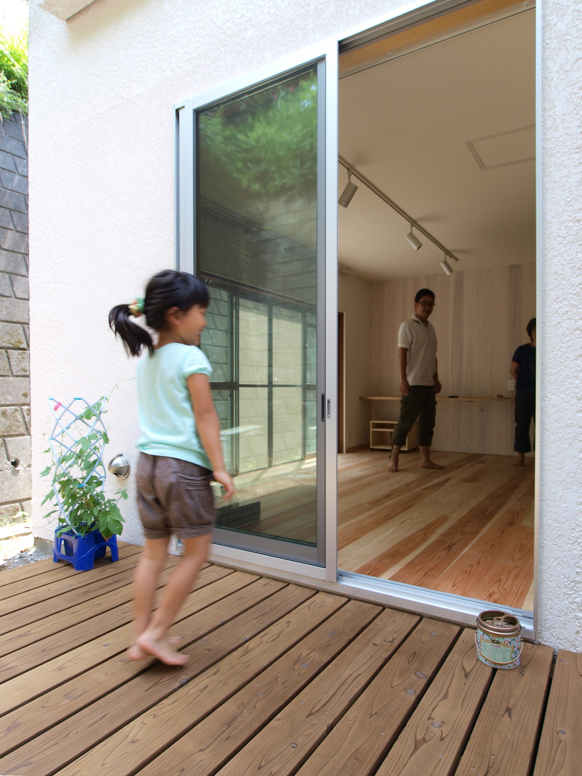 sato*sato　１階ウッドデッキ